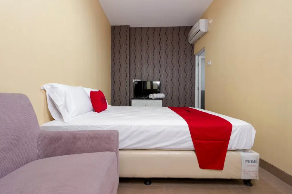 Джакарта: RedDoorz Plus @ Cipete Damai