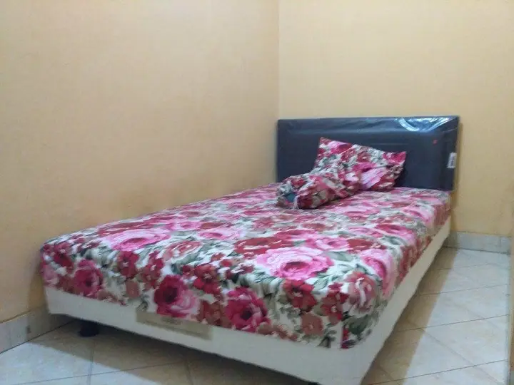 Депок: Adikarta Guesthouse Seturan