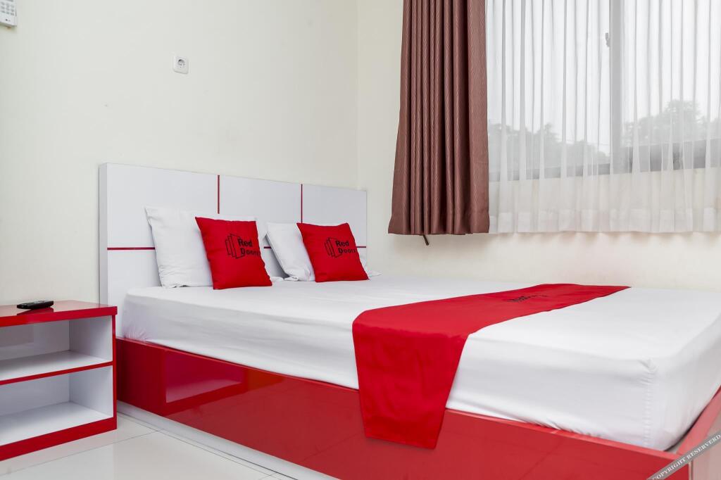 Бандунг: RedDoorz @ Buah Batu 2