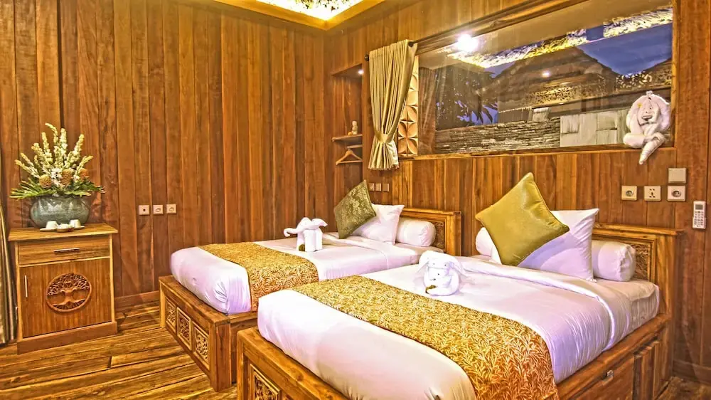 Сесе: Udara Bali