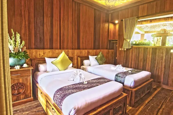 Сесе: Udara Bali