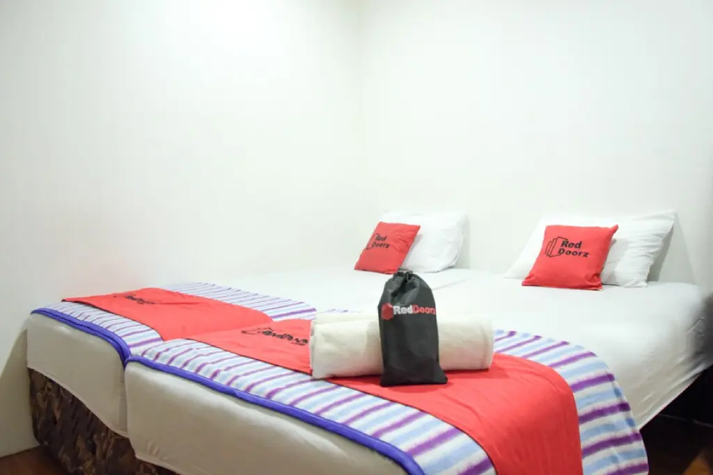 Джакарта: RedDoorz Plus near Plaza Indonesia