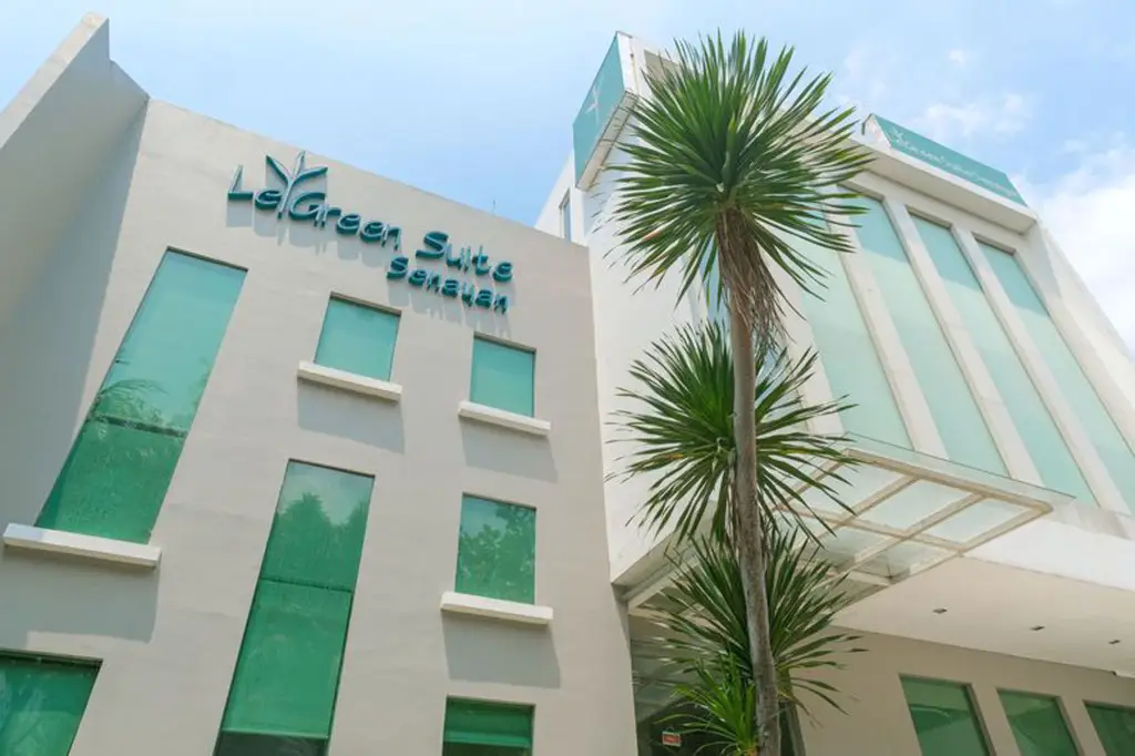 Джакарта: LeGreen Suite Senayan
