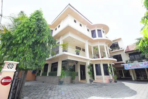 Airy Syariah Kejuron Mangga 4 Madiun — фото 1