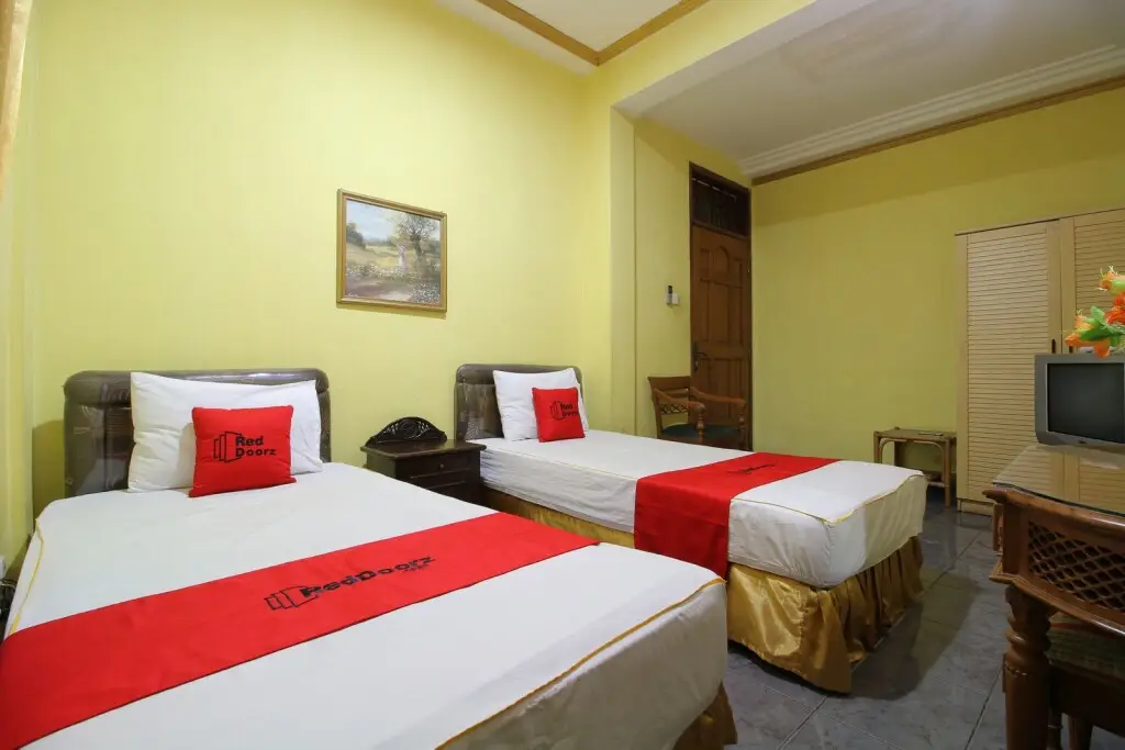 Джокьякарта: RedDoorz Plus near Galeria Mall