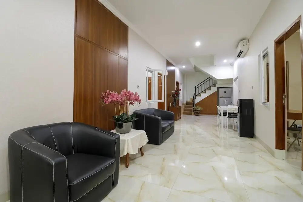 Джакарта: RedDoorz Plus near Dharmawangsa