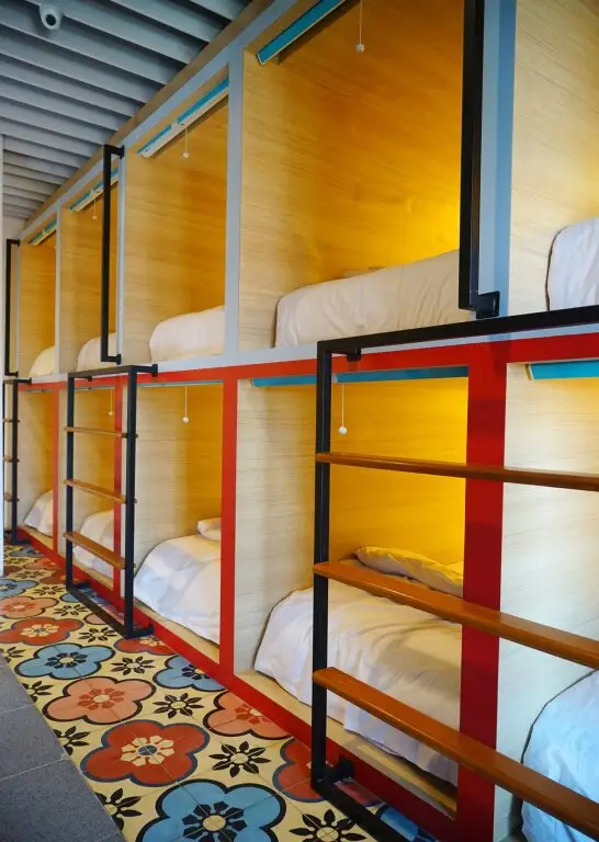 Кута: Borough Capsule Hostel Bali