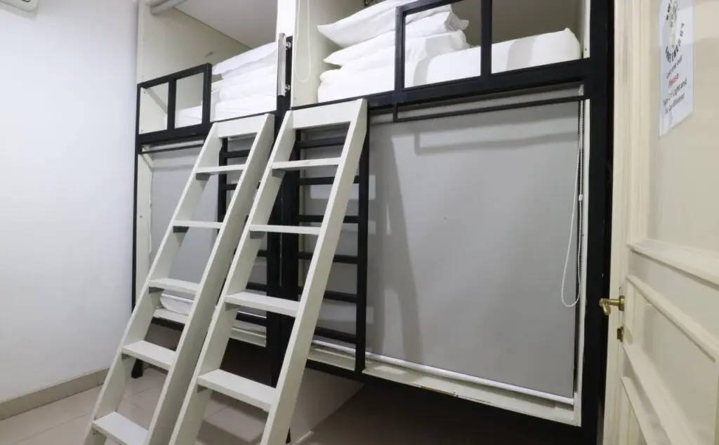 Джакарта: HomieStay - Hostel