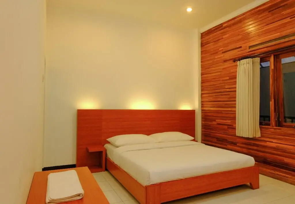 Бату: Hotel Kawi Surapatha