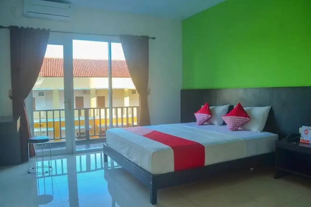 Пангандаран: Capital O 1246 Hotel Grand Pacific