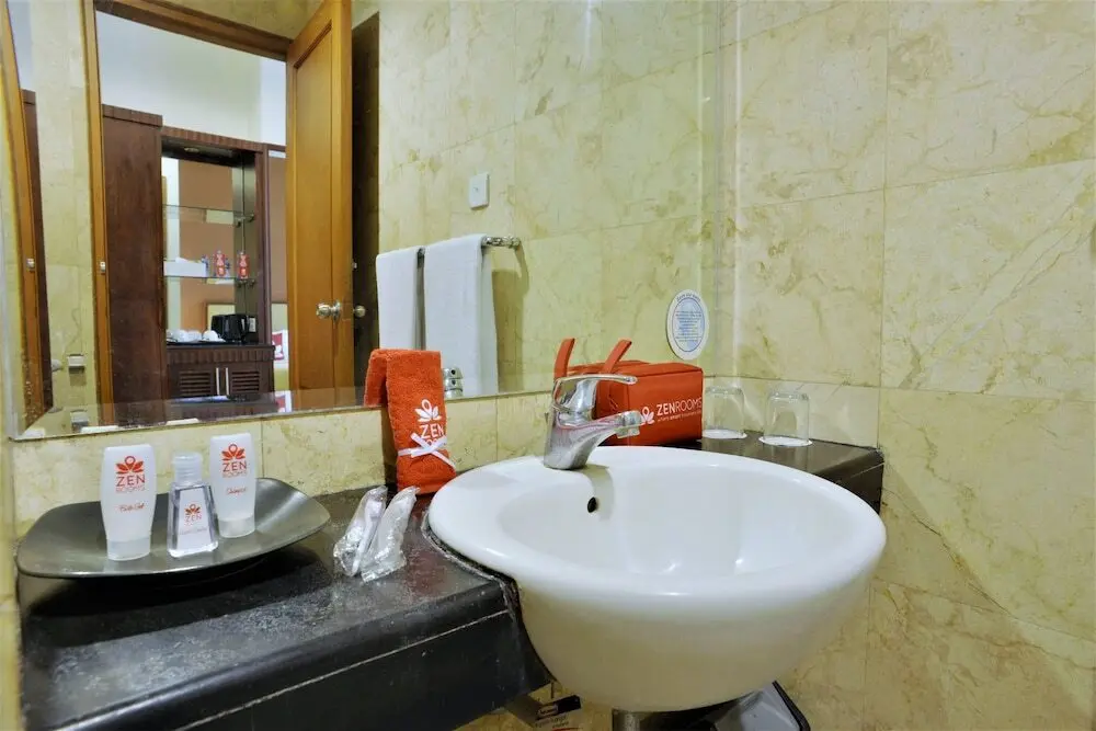 Джакарта: ZEN Premium Near Grand Indonesia Mall