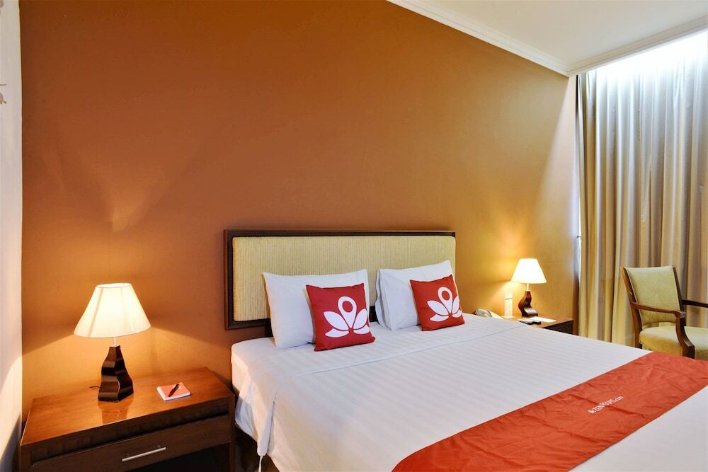 Джакарта: ZEN Premium Near Grand Indonesia Mall
