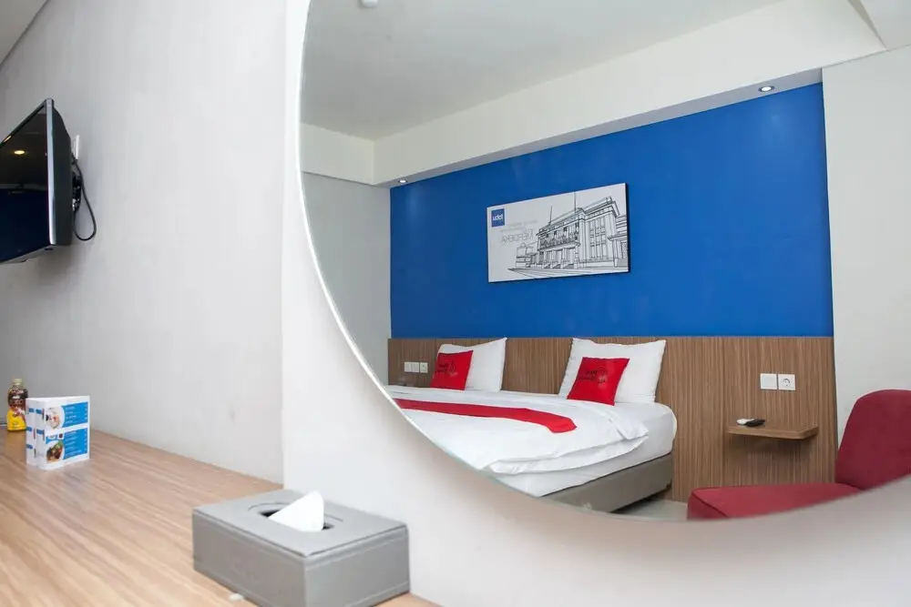 Бандунг: RedDoorz Plus near Bandung Station 2
