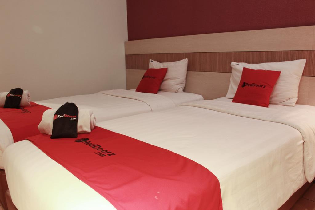 Бандунг: RedDoorz Plus near Bandung Station 2