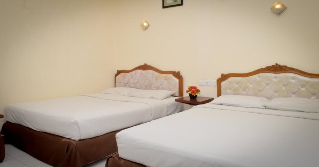 Пангандаран: Uni Beach Hotel