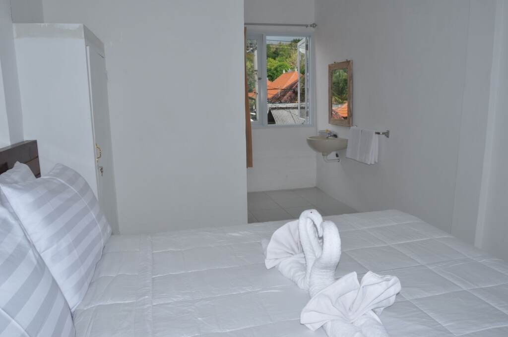 Пенида: Cemara's Beach Home Stay