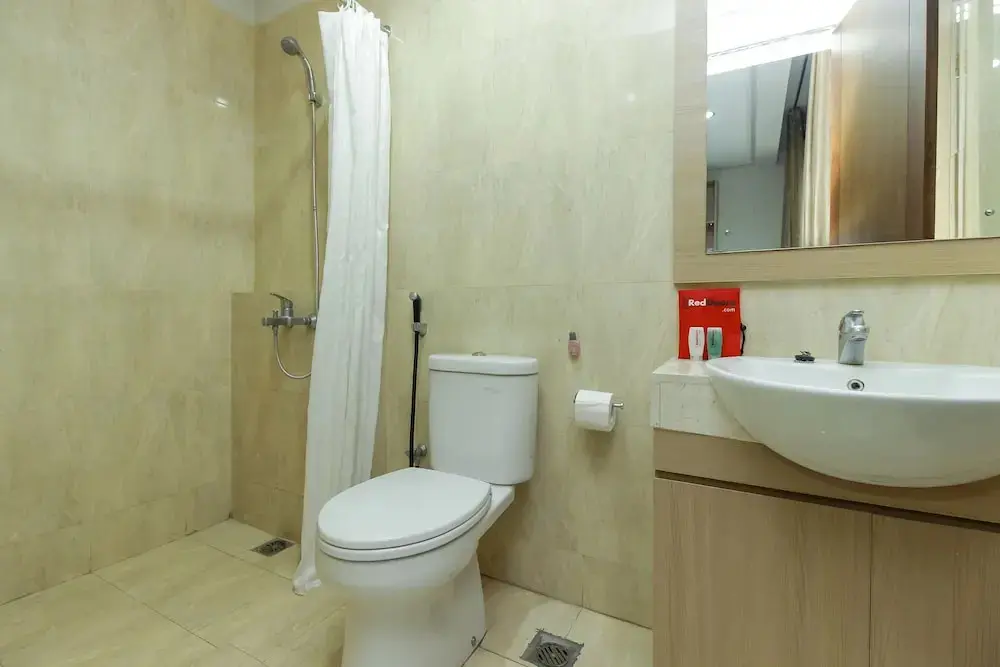 Джакарта: RedDoorz @ Patal Senayan 4