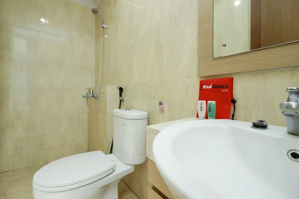 Джакарта: RedDoorz @ Patal Senayan 4