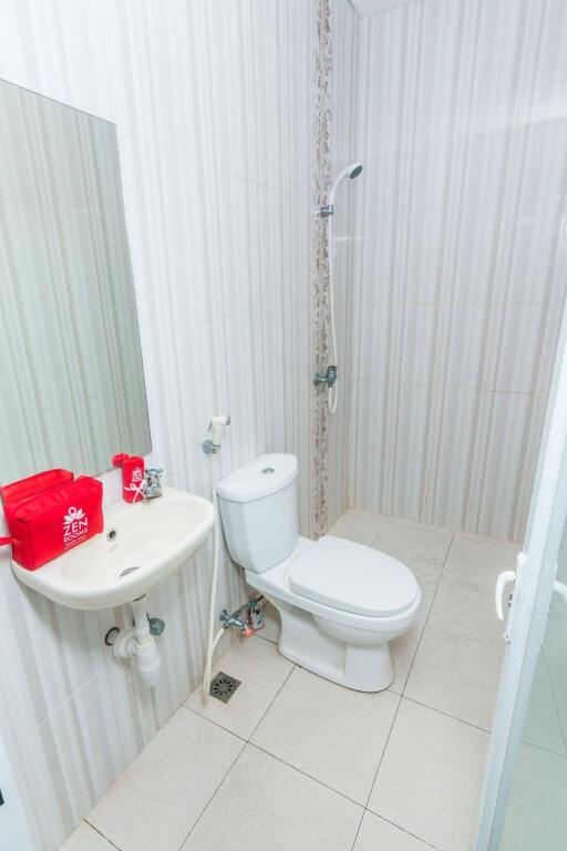 Галле: ZEN Rooms Basic Denpasar Gelogor Carik