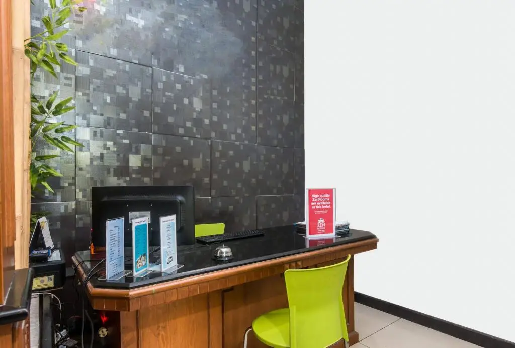 Галле: ZEN Rooms Basic Denpasar Gelogor Carik