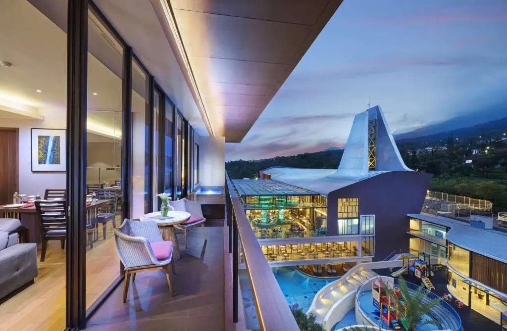Бату: Golden Tulip Holland Resort