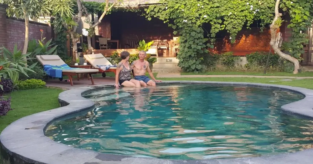 Блахбату: Villa Hening