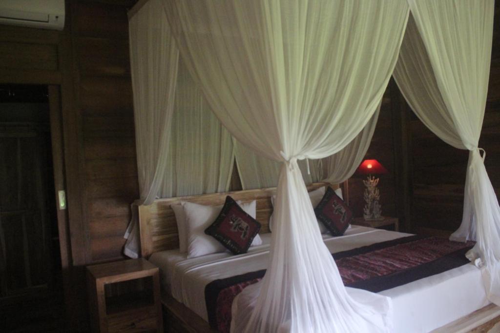 Убуд: Tirta Asri Ubud Villa