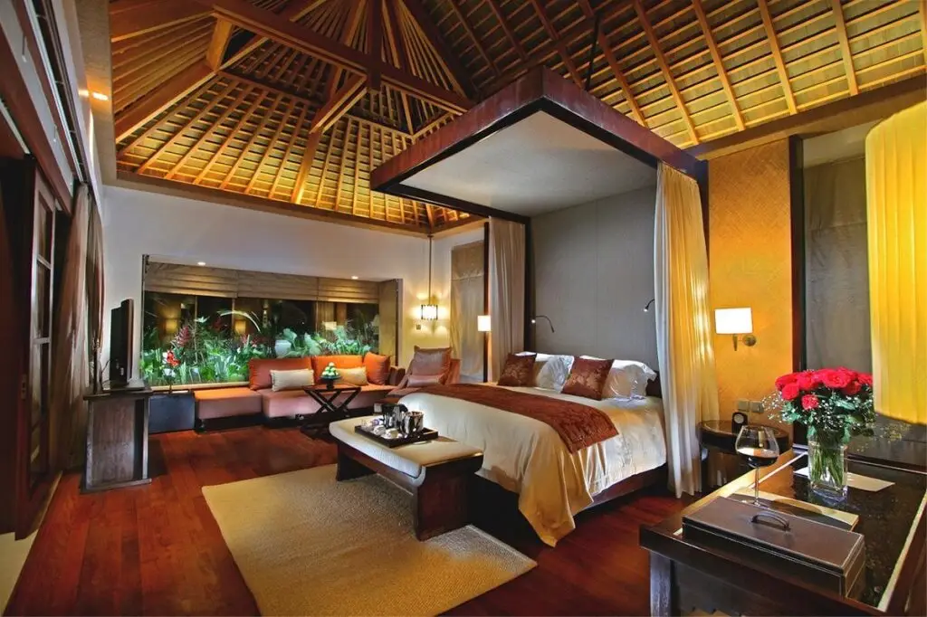 Беноа: The Royal Santrian Luxury Beach Villas