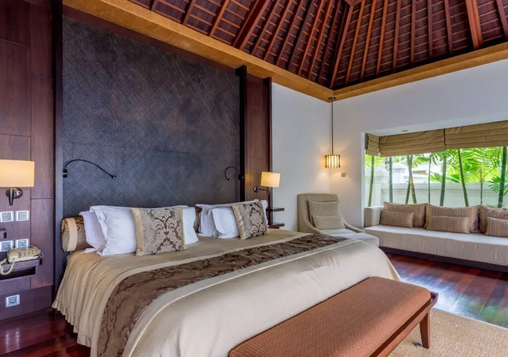 Беноа: The Royal Santrian Luxury Beach Villas