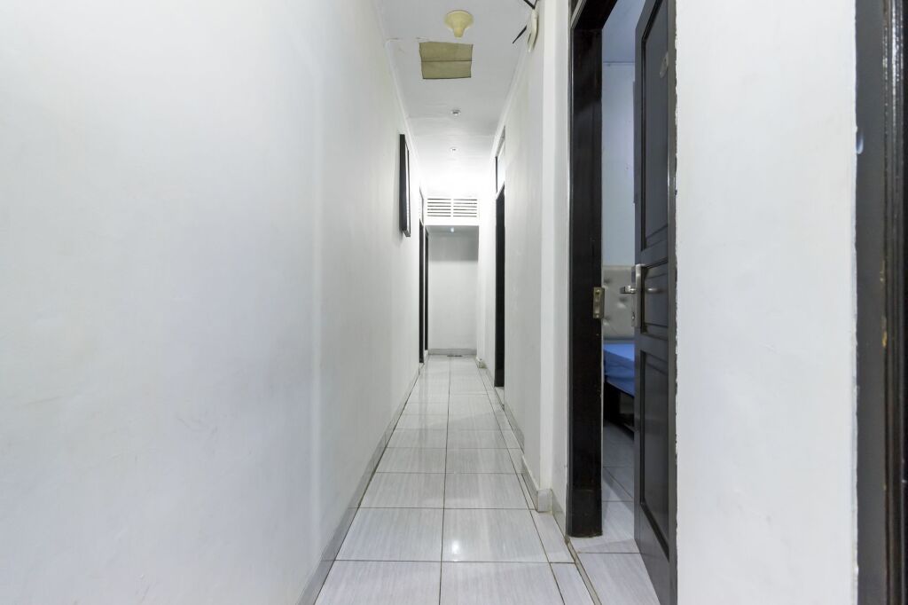 Джакарта: Reddoorz near Gajah Mada Plaza 2