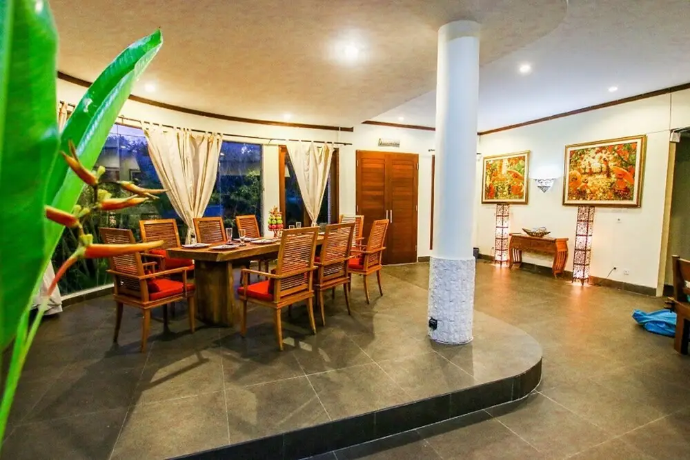 Чангу: Villa Dora