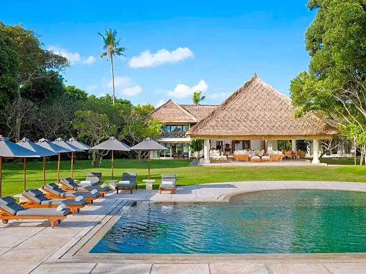 Чангу: Villa Atas Ombak