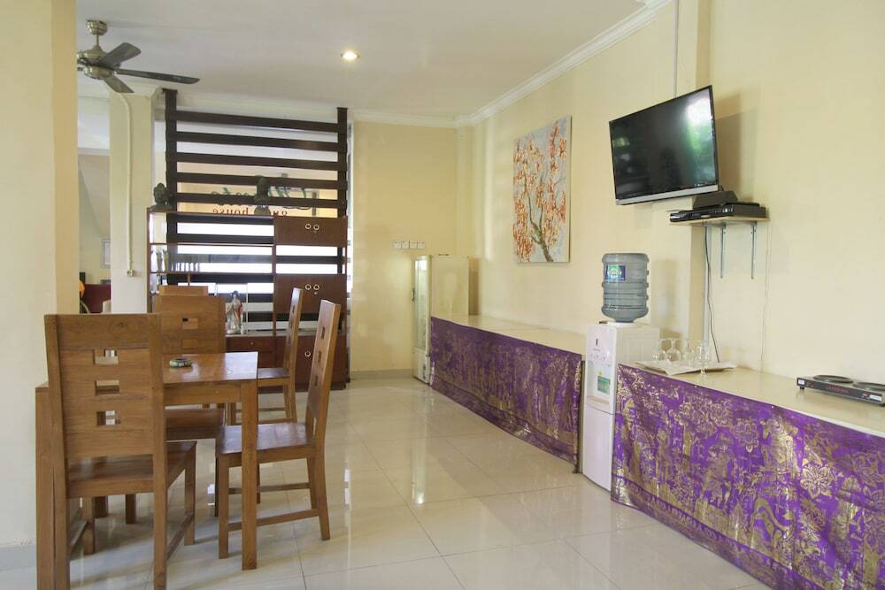 Джианьяр: Airy Gianyar Hasanuddin Gang Dugul Sari Bali