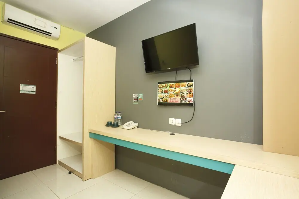 Сурабая: RedDoorz Plus near Tunjungan Plaza 2