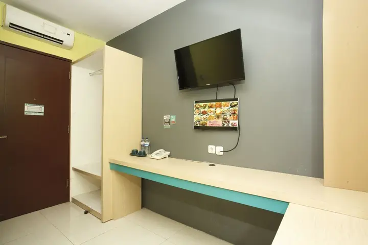 Сурабая: RedDoorz Plus near Tunjungan Plaza 2