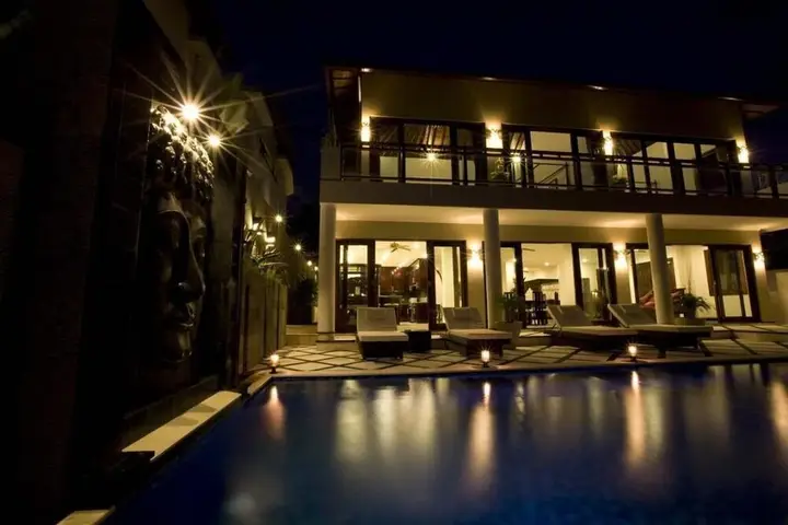 Унгасан: Citrus Tree Villas - Royalty