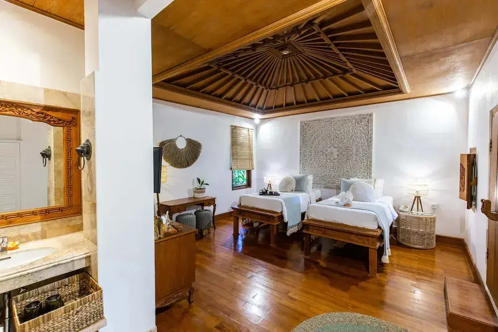 Блахбату: Vision Villa Resort