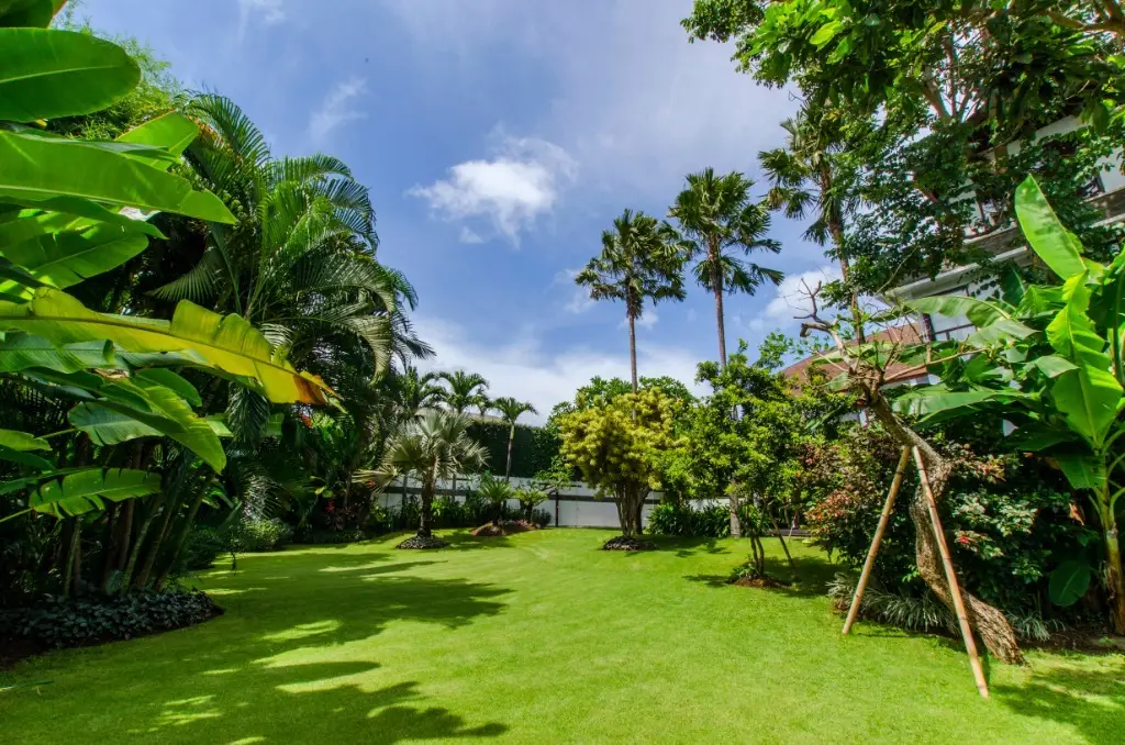 Чангу: Wonderful 4BR villa 50 meters to the beach Canggu