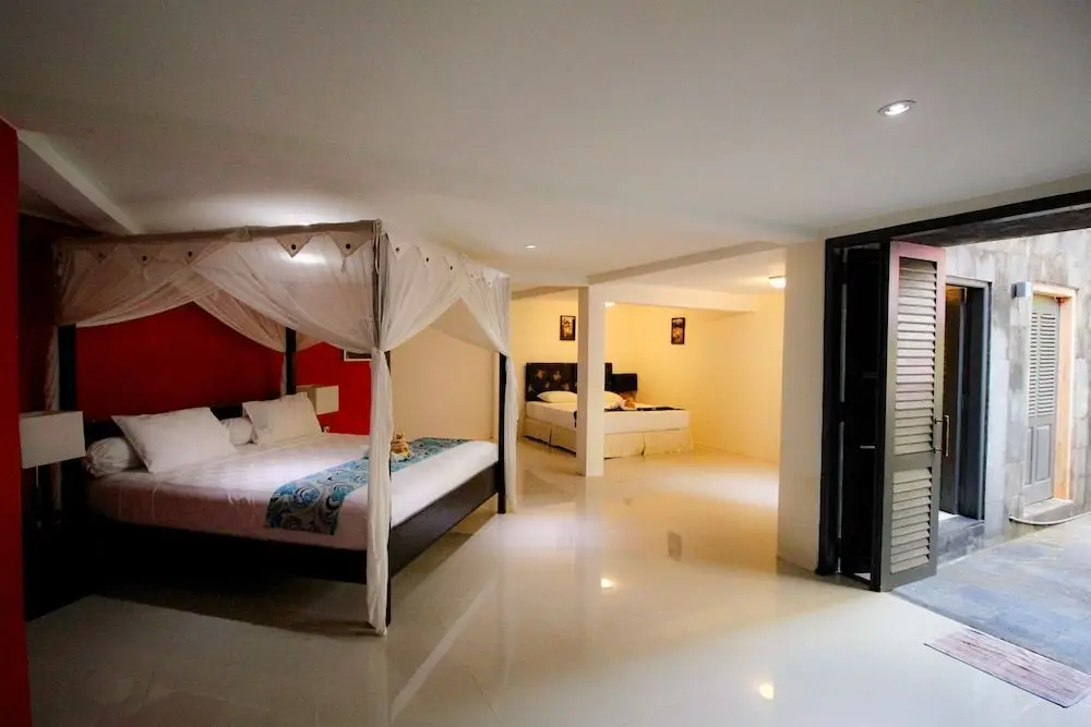 Сукасада: Le Mirage Villa Santai