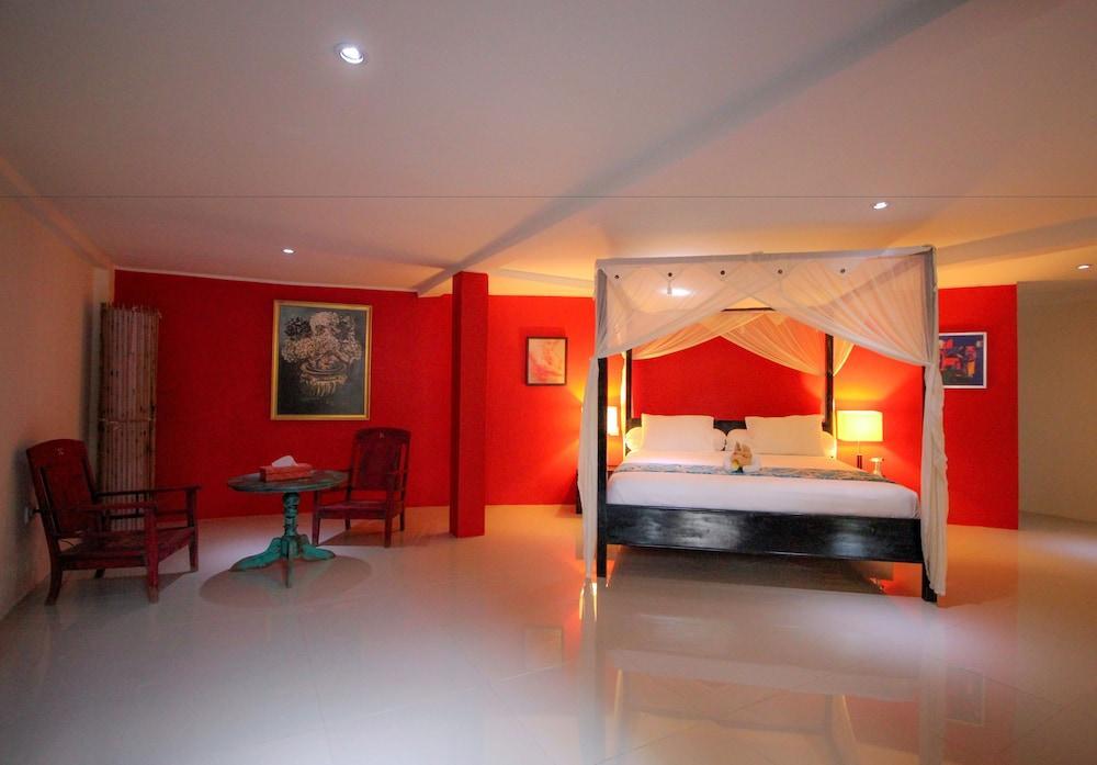 Сукасада: Le Mirage Villa Santai