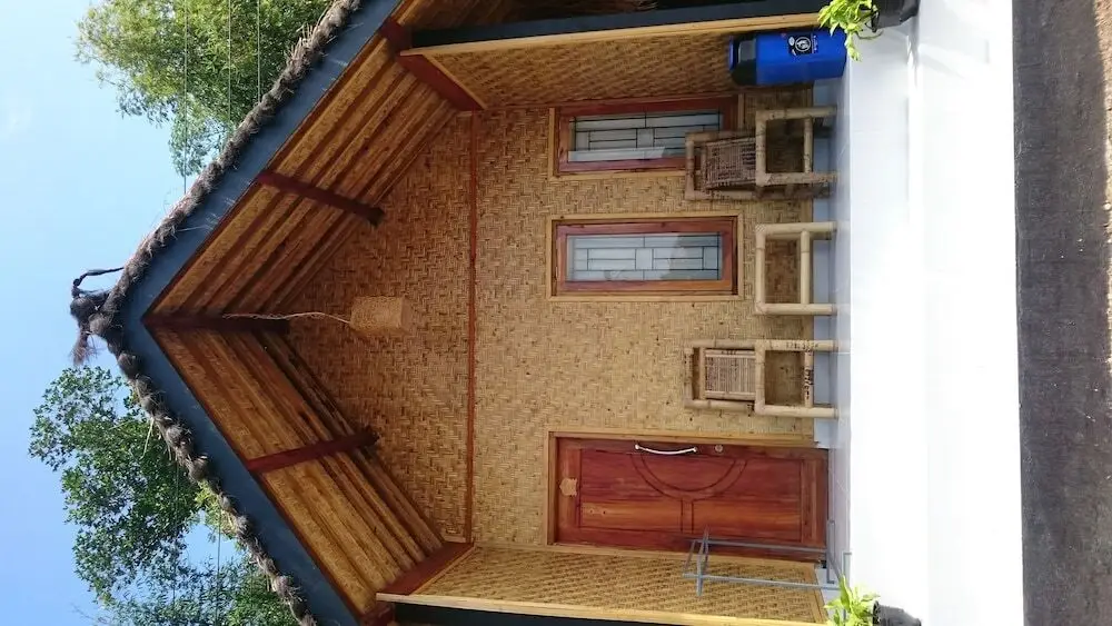 Jerowaru: Aryasuta Bungalow