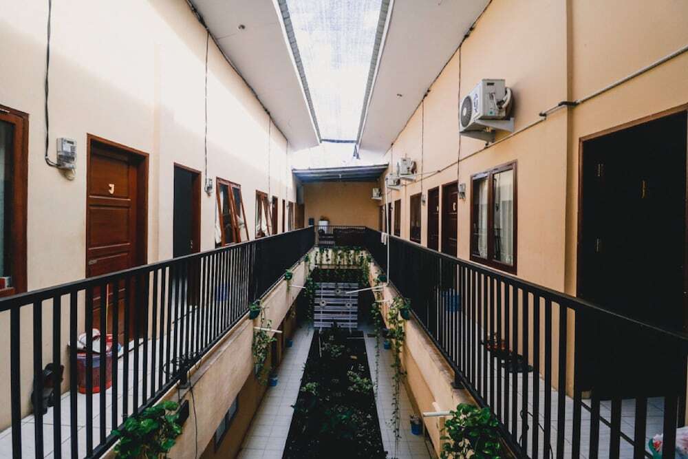 RedDoorz Plus @ Jalan Gatot Subroto Medan — фото 1