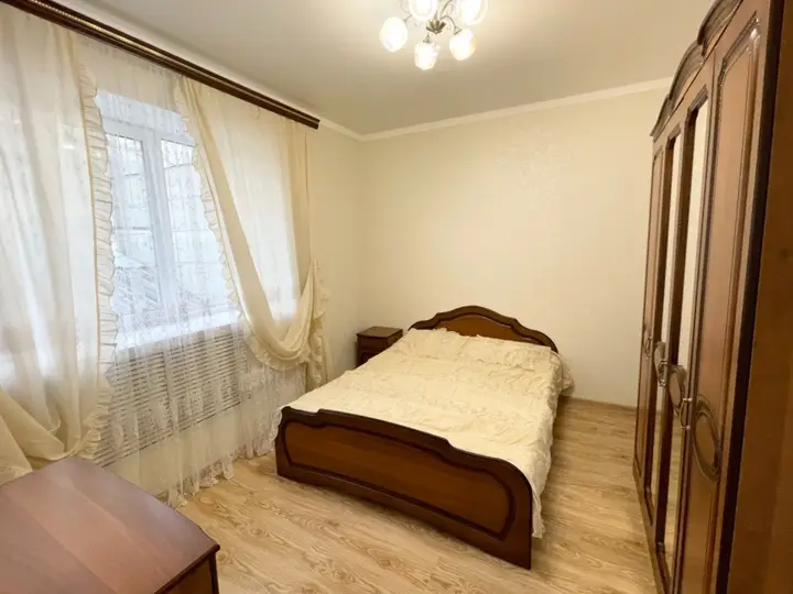 Пятигорск: Апартаменты на проспекте Кирова 80