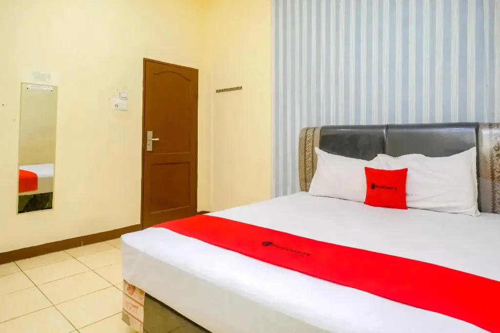 Медан: RedDoorz @ Jalan Japaris Medan