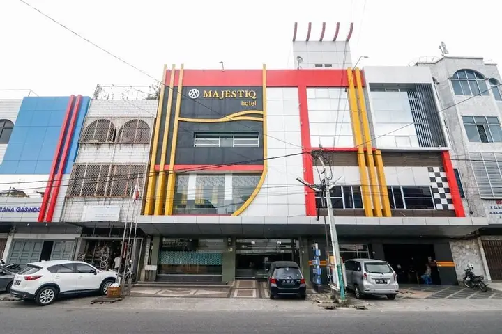 Пеканбару: RedDoorz Plus near Pasar Wisata