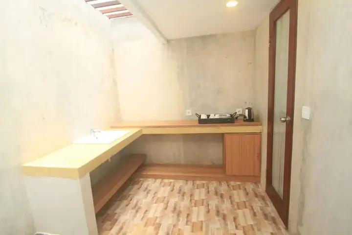 Гили Траванган: Triple Tree Villa