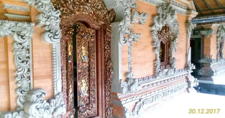 Табанан: Rumah Tu7u