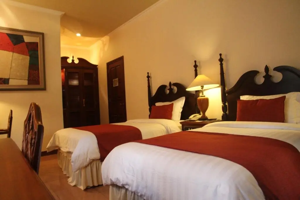 Магеланг: Villa Grand Artos