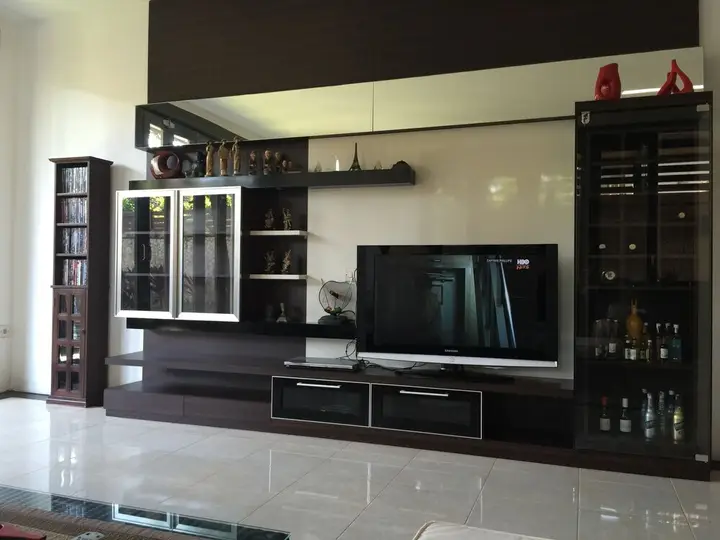 Унгасан: Villa Anais