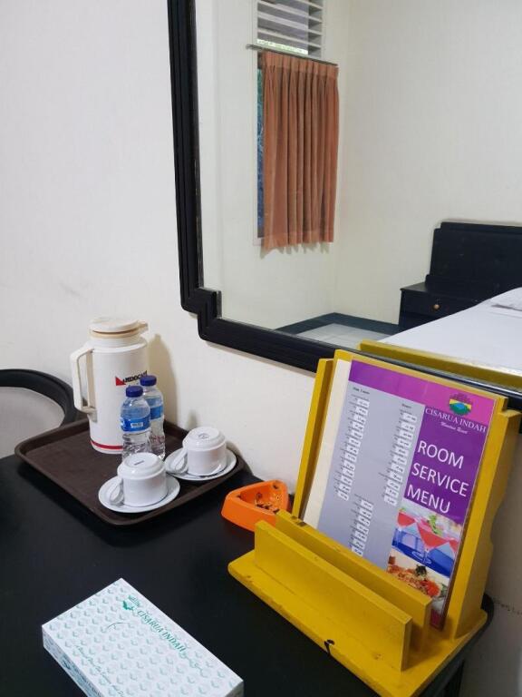Сизаруа: Hotel Cisarua Indah